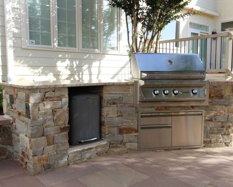 Kitchens and Grills Built-in Trash