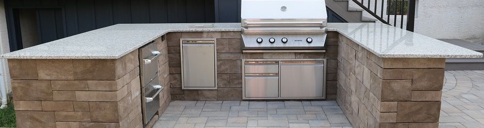 Outdoor Kitchen with counter height bar - 996- Burkholder
