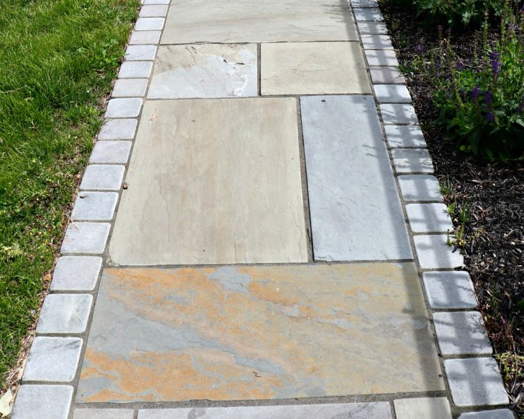 Walkway Flagstone Boarder