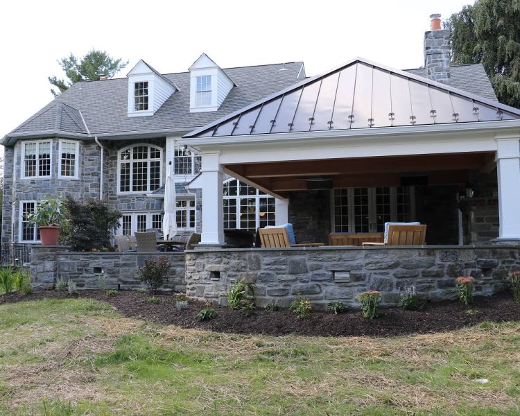 Natural Stone Seating Wall