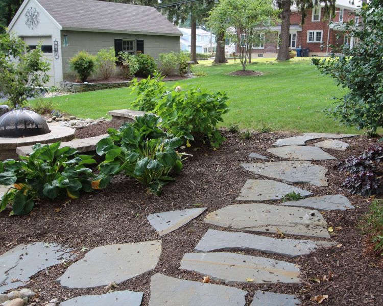 Walkways Irregular Flagstone Garden