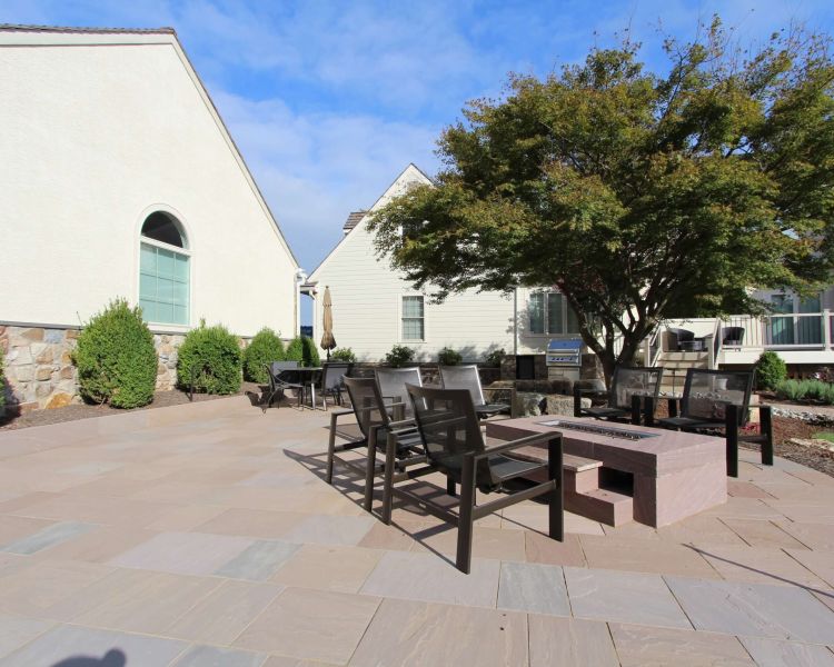 Patios Brownstone Flagstone