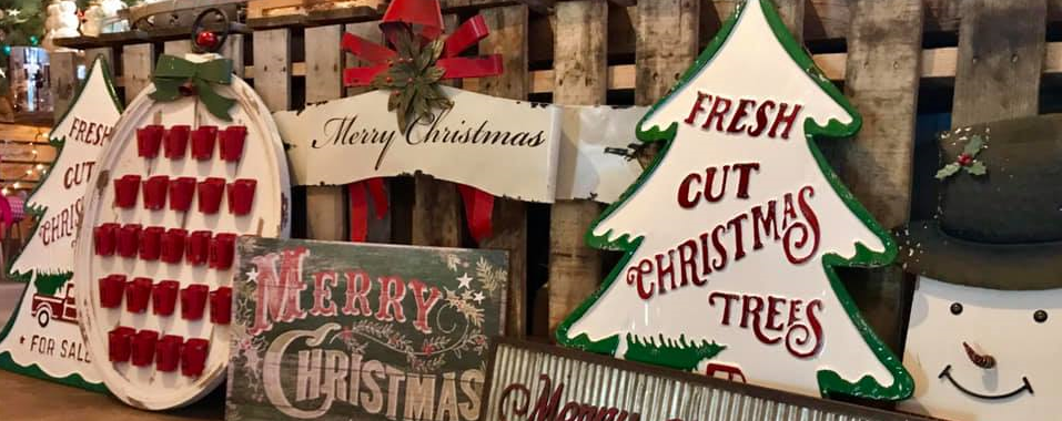 Varied wall decor at the 2019 Burkholder Holiday Market