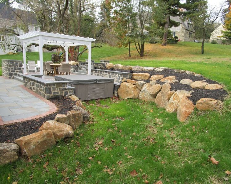 Boulder Retaining Wall