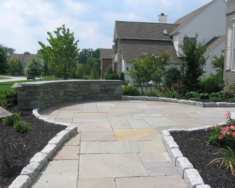 Full Color Natural Cleft Flagstone Walkway