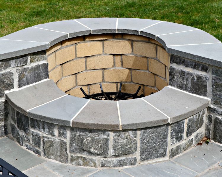 fire-pits-mica-masonry