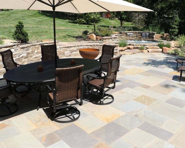Natural Cleft Full Color Flagstone Patio