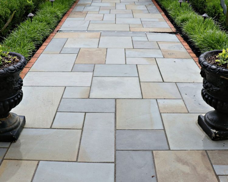 Walkways Full Color Bluestone Flagstone Brick Boarder