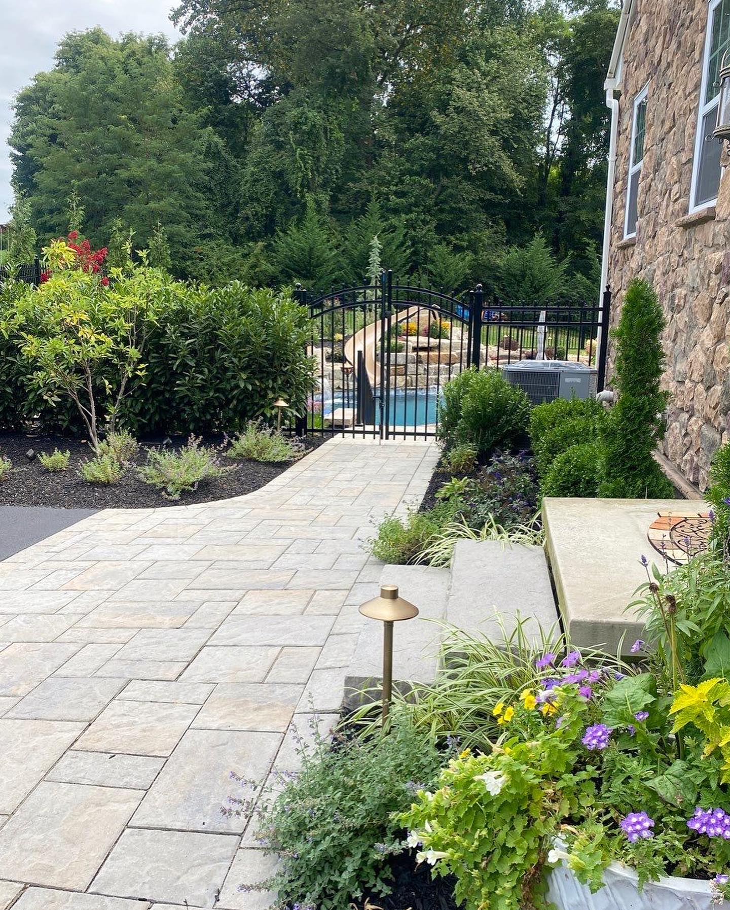 Walkway patio of Champlain Gray Techo-Bloc Blu 60 pavers - Pool and Patio Retreat - New Projects by Burkholder Landscape