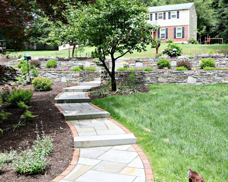 Walkway Full Color Bluestone Flagstone-with BBrick Border